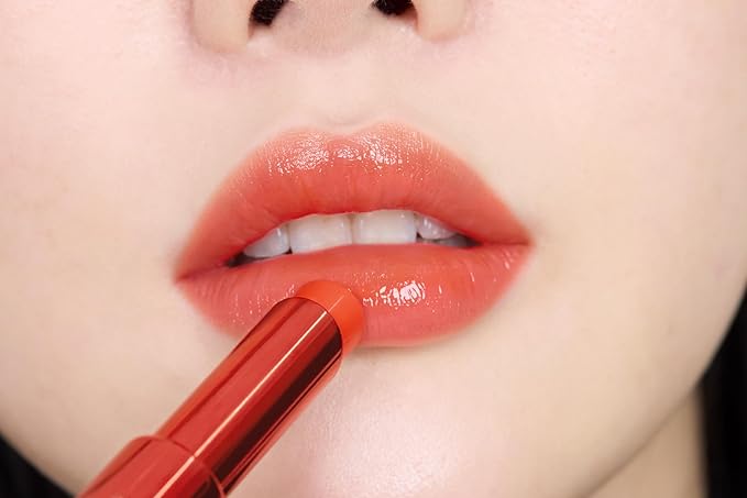 JUNG SAEM MOOL New Classic Glaze Lipstick 2.3g, High-Shine Slim Lipstick with Volumizing Menthol, Lightweight Non-Sticky Glassy Finish, Nourishing Lip Care, Korean Lip Makeup (Dewey Tangerine)